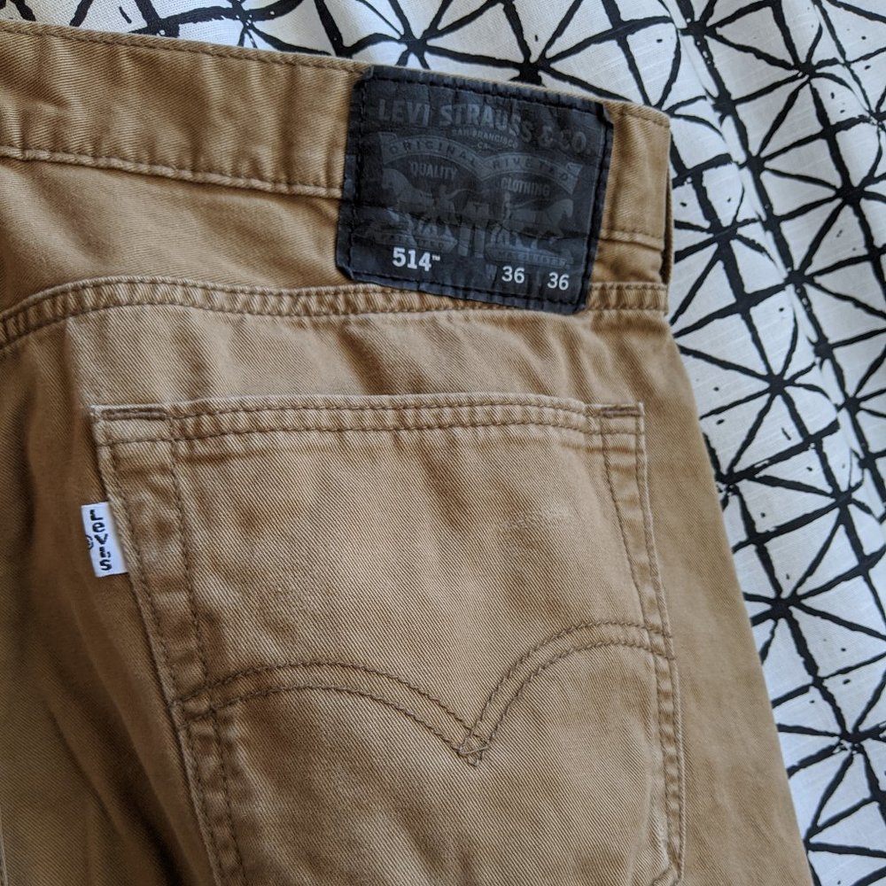 Levi's 514 Straight Fit Authentic Jeans (Khaki)